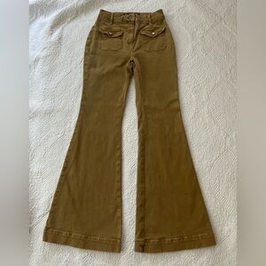 Boden Denim Flare Pant mustard/brown size 2P. High waist, wide flare leg. Flaw